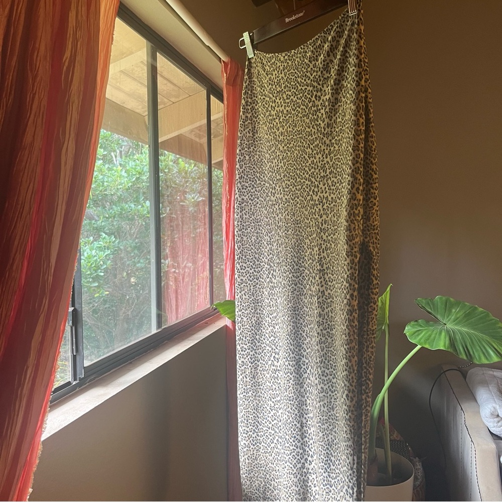 Vintage Mark Wong Nark Cheetah Print, High Slit, … - image 3